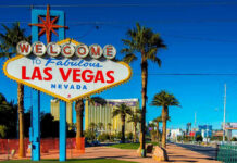 Welcome to Fabulous Las Vegas sign, daytime.