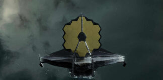 Space telescope with hexagonal mirrors in dark space
