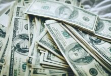 Money Trail – Democrats Target Trump’s Ballroom Pipeline Stacks of U.S. hundred-dollar bills